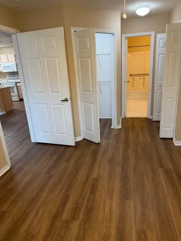5463 Vineland Road Orlando FL 32811