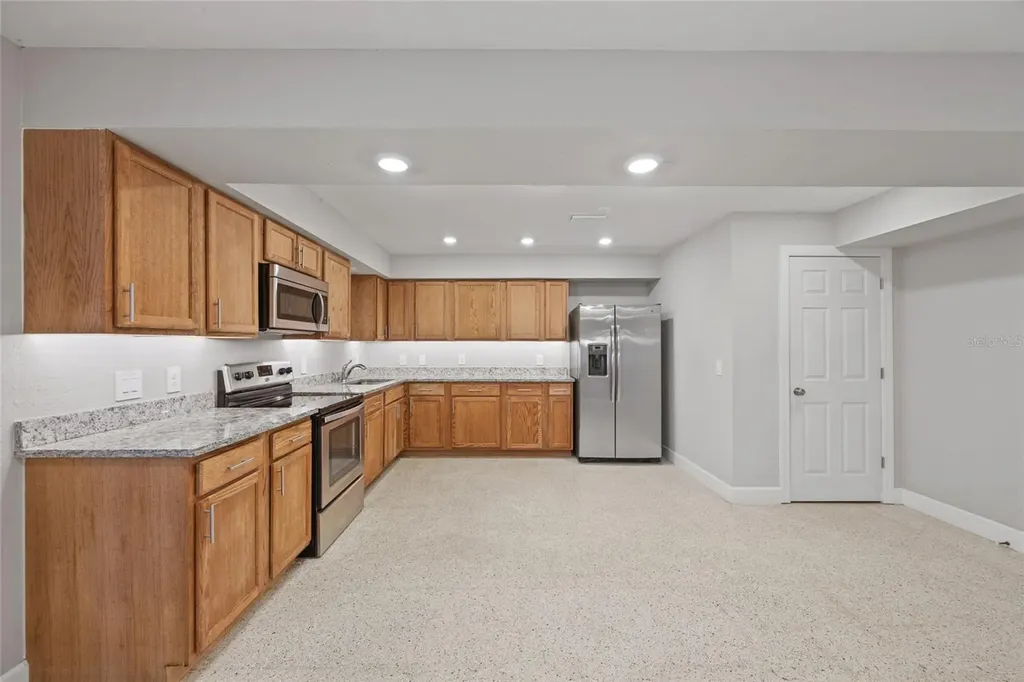 409 Debra Drive Brandon FL 33510