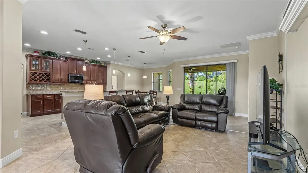 1950 Via Lago Drive Lakeland FL 33810