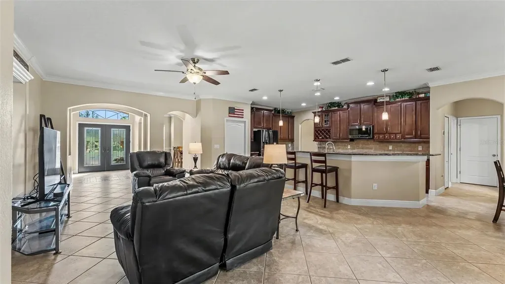 1950 Via Lago Drive Lakeland FL 33810