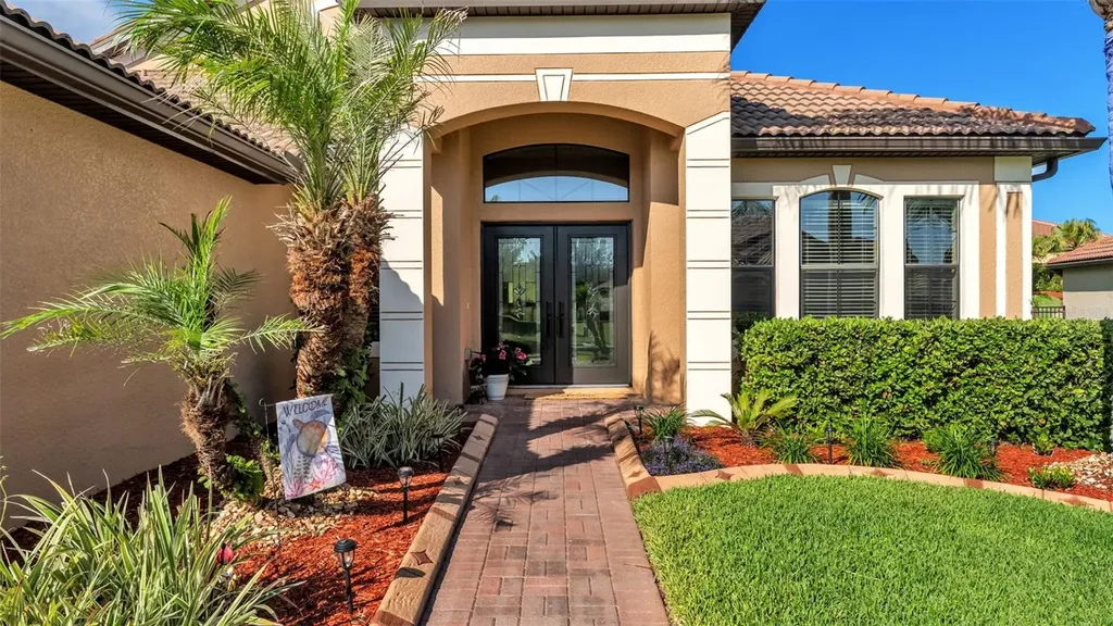 1950 Via Lago Drive Lakeland FL 33810