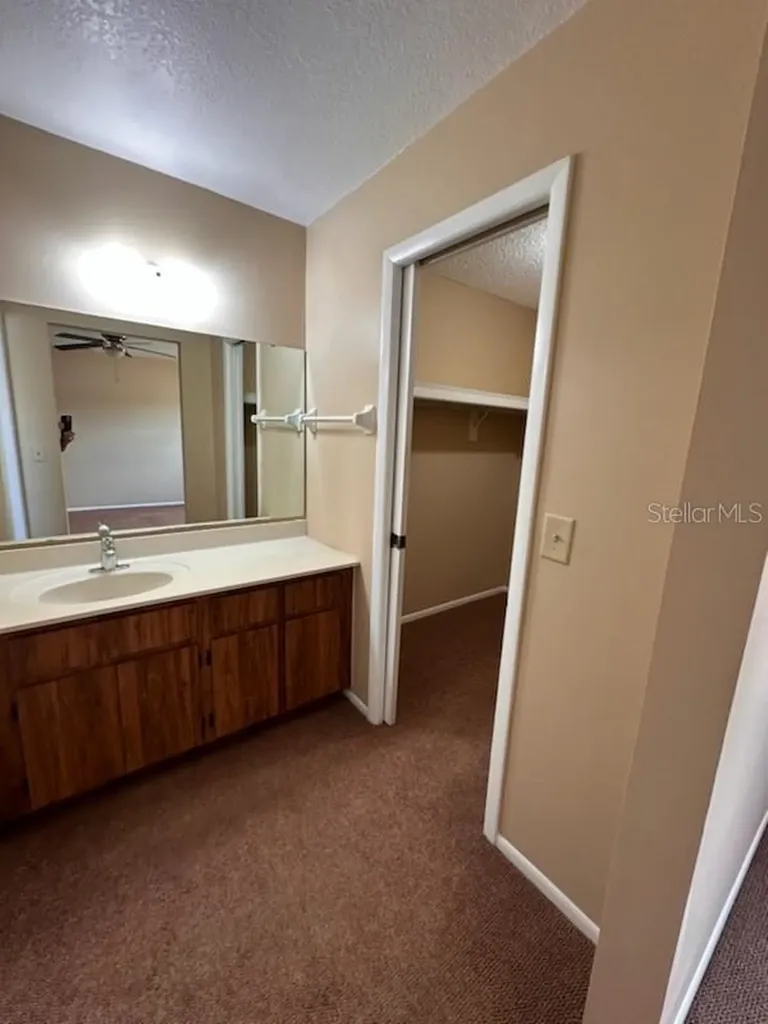 350 Buttonwood Drive Kissimmee FL 34743
