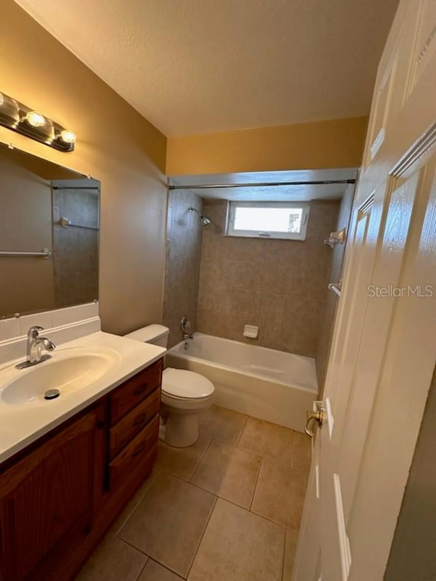 350 Buttonwood Drive Kissimmee FL 34743