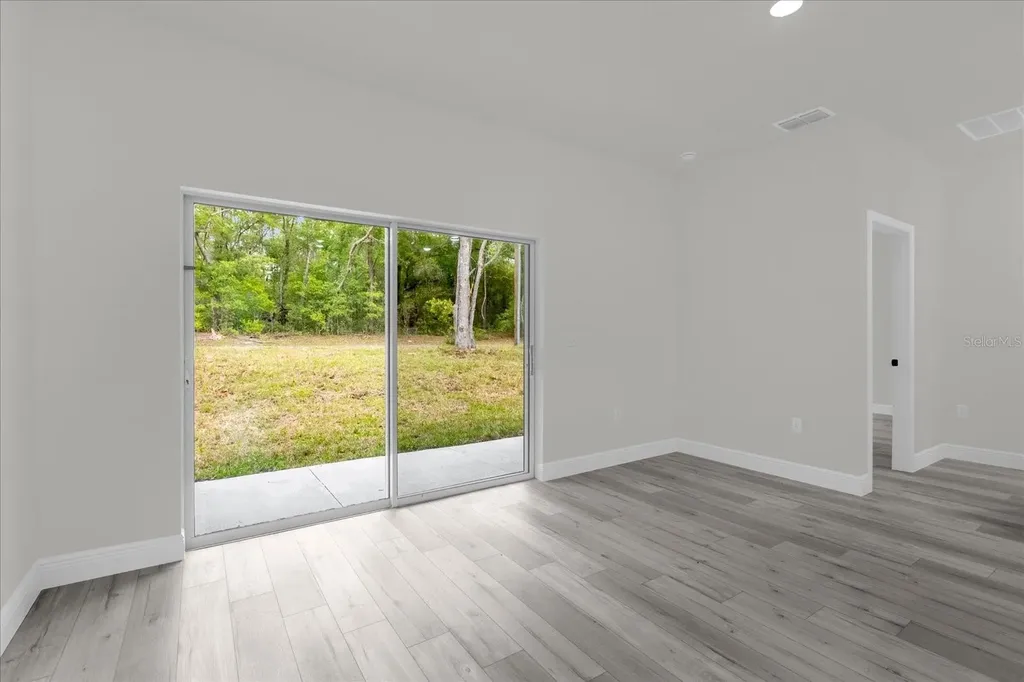 1377 W Alexander Drive Citrus Springs FL 34434