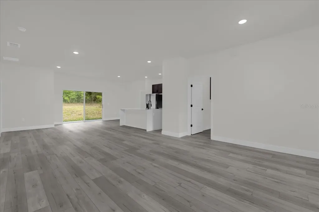 1377 W Alexander Drive Citrus Springs FL 34434