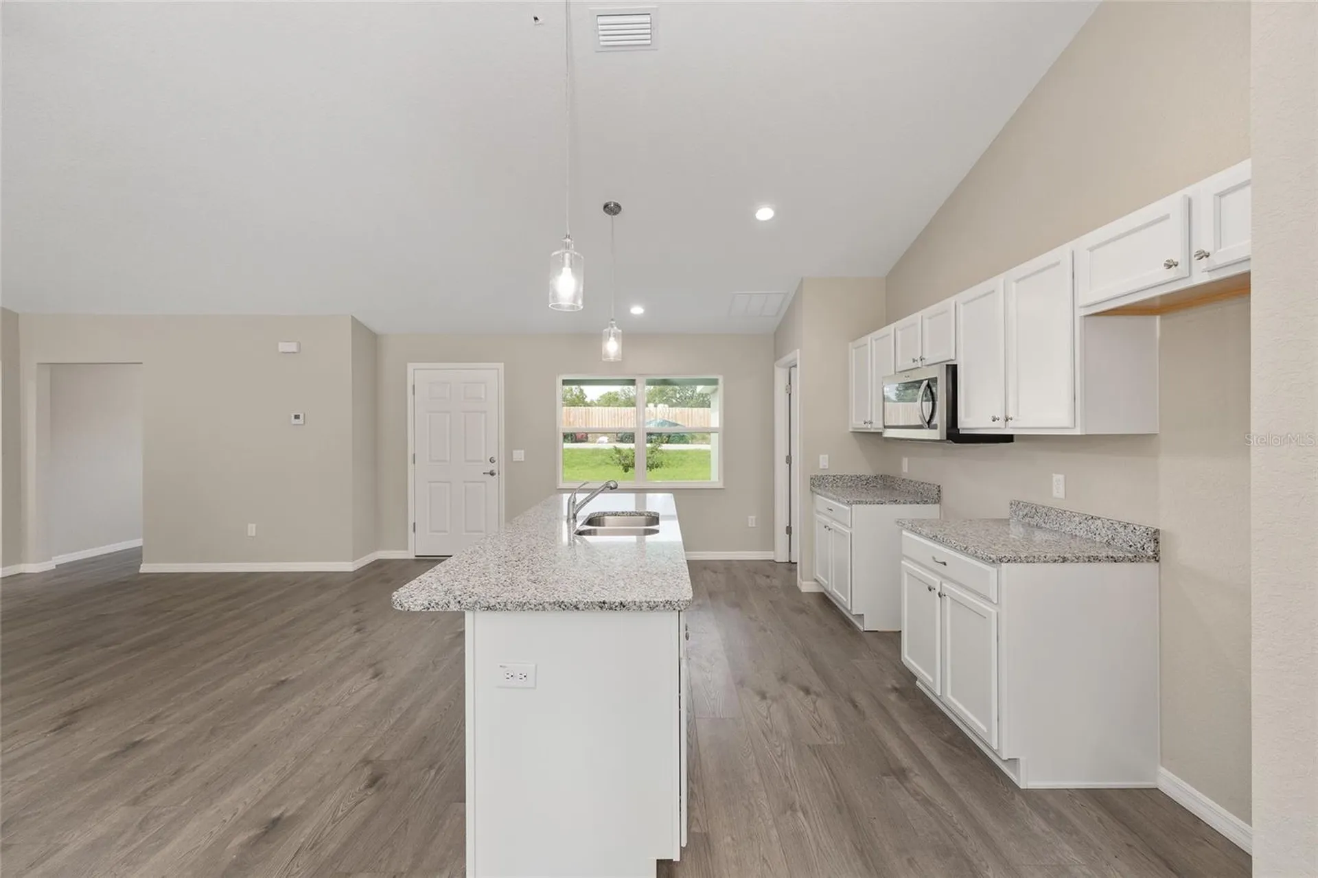 3853 SW Soundview Drive Dunnellon FL 34431