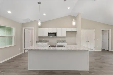 3853 SW Soundview Drive Dunnellon FL 34431