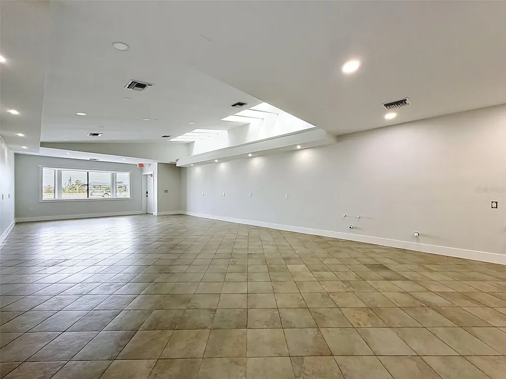 13414 Us Highway 19 Hudson FL 34667