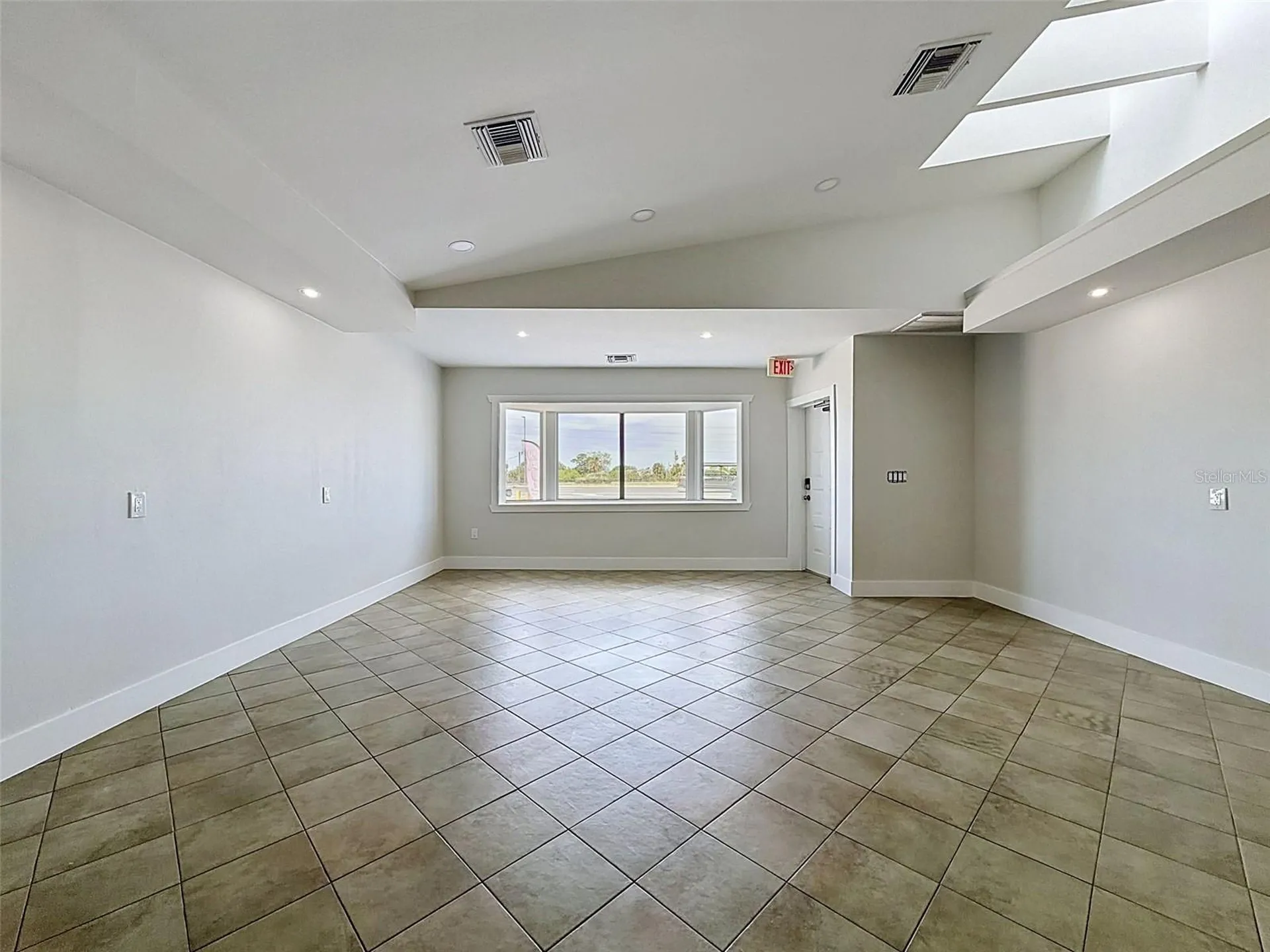 13414 Us Highway 19 Hudson FL 34667
