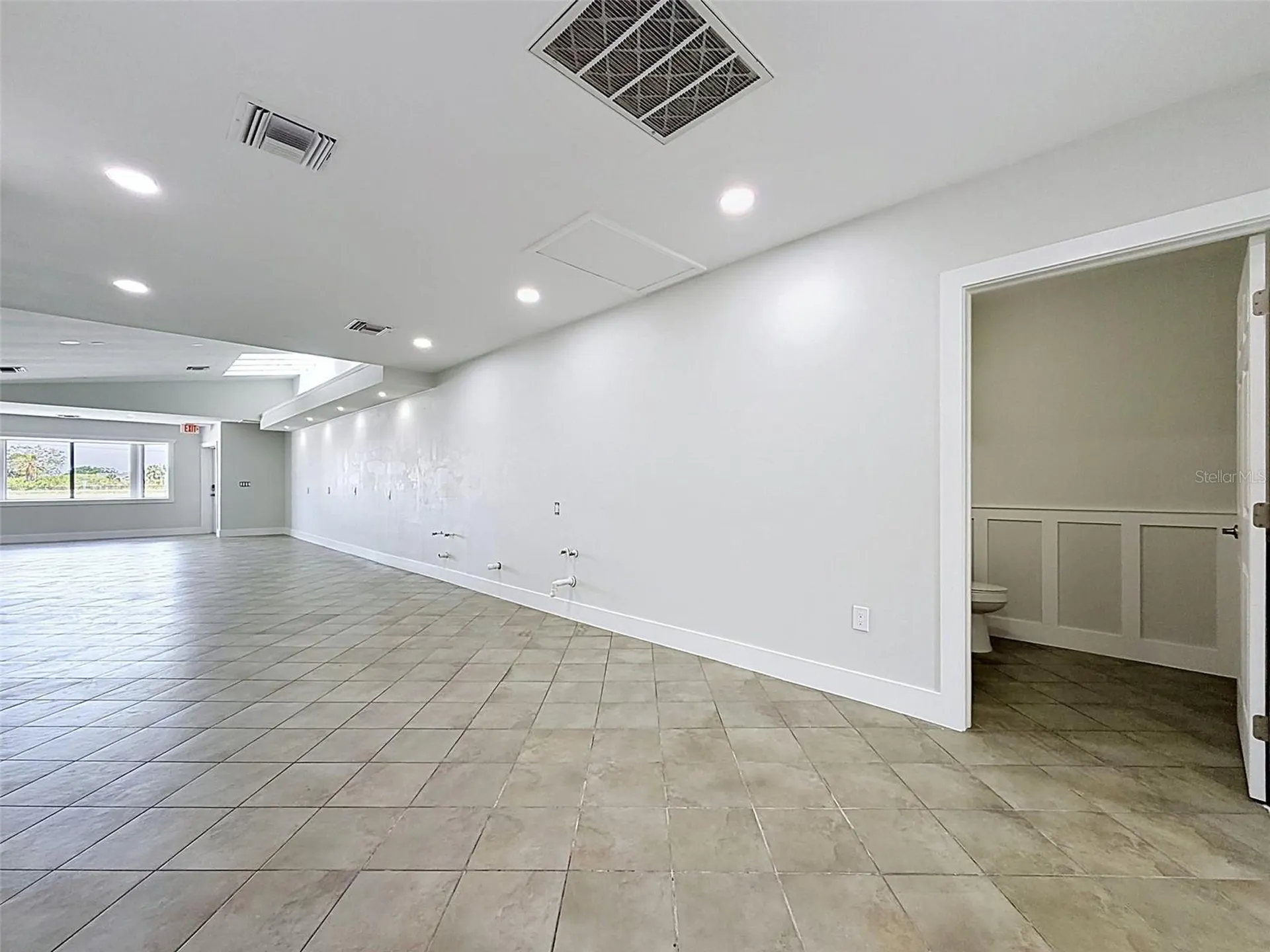 13414 Us Highway 19 Hudson FL 34667