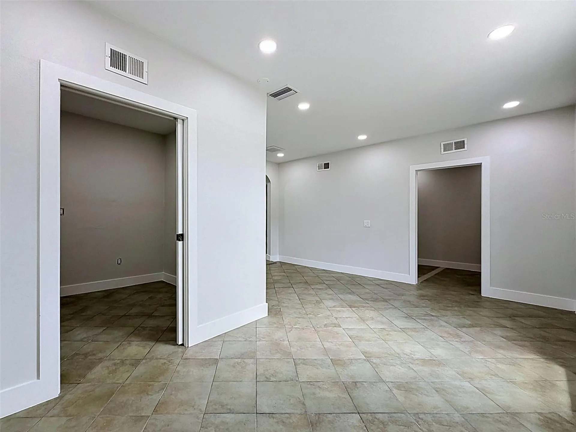 13414 Us Highway 19 Hudson FL 34667