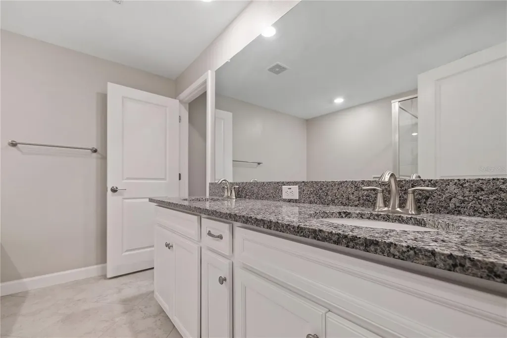 1295 White Fox Run Lutz FL 33549