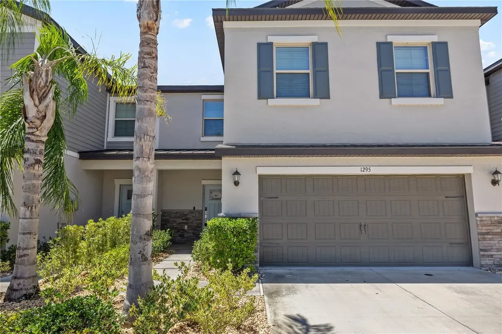 1295 White Fox Run Lutz FL 33549