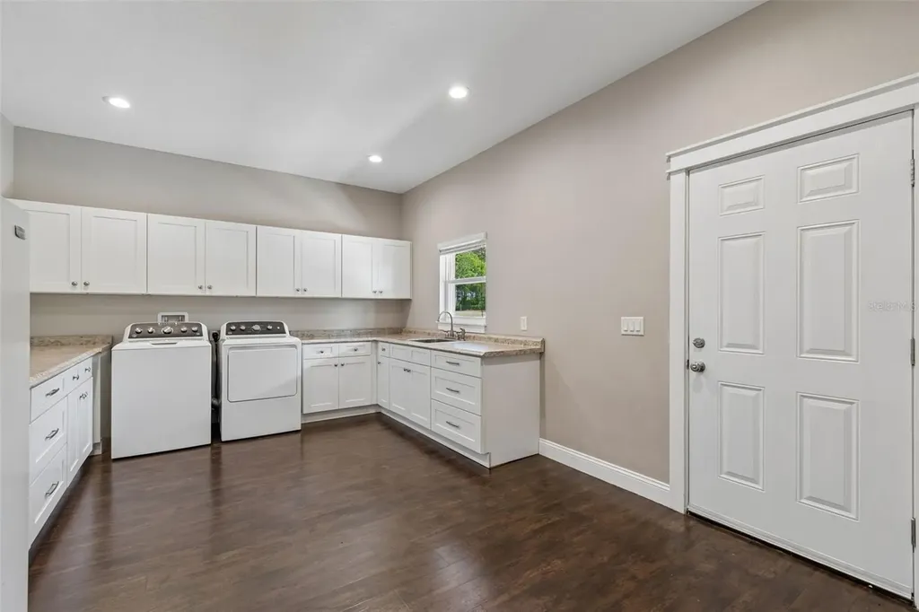 29913 Darby Road Dade City FL 33525