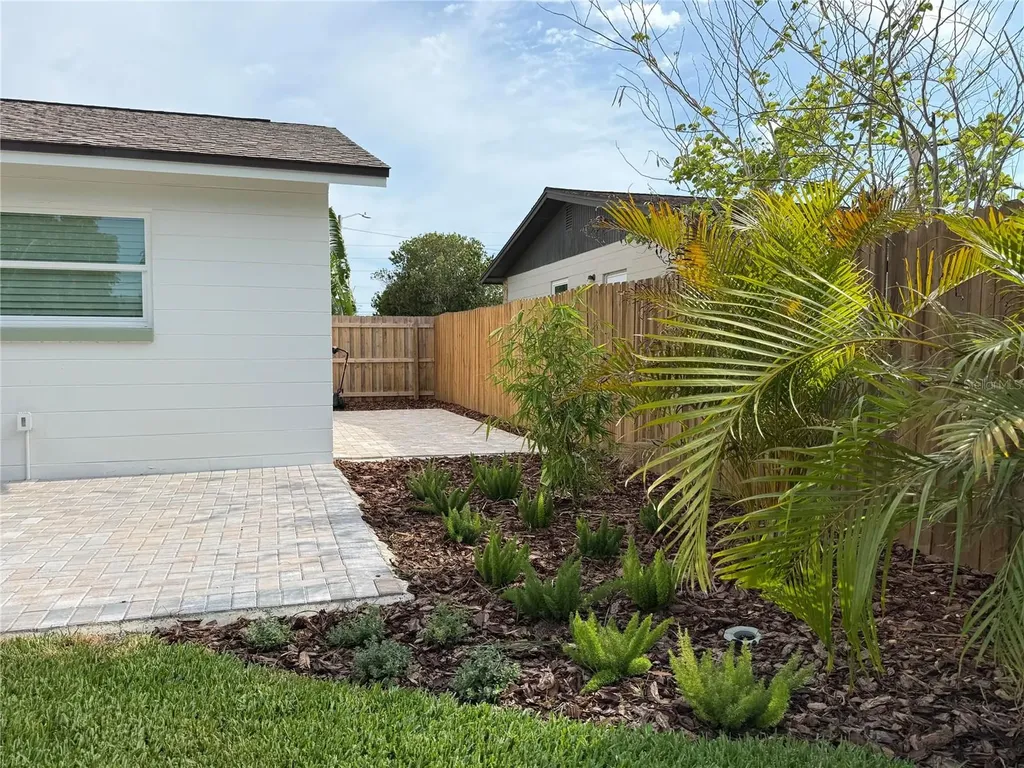 2401 16th Avenue N St Petersburg FL 33713