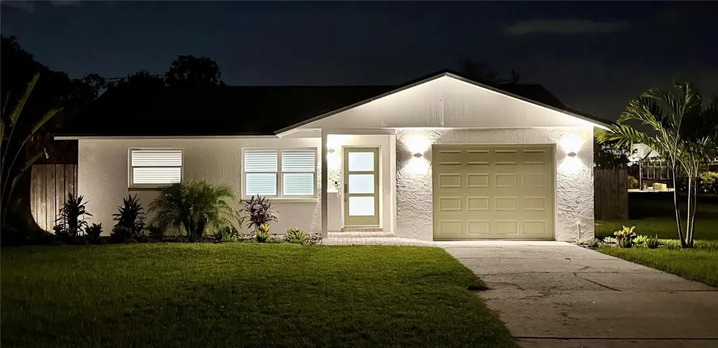 2401 16th Avenue N St Petersburg FL 33713