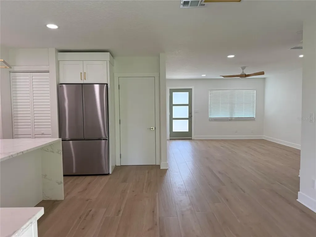 2401 16th Avenue N St Petersburg FL 33713