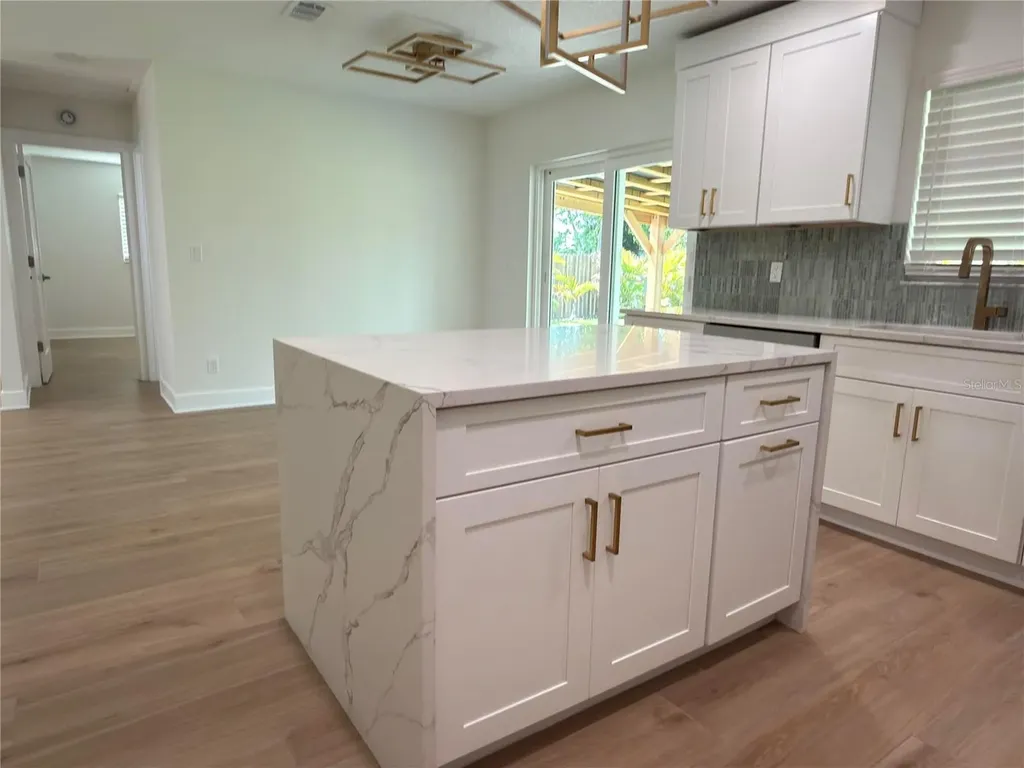 2401 16th Avenue N St Petersburg FL 33713