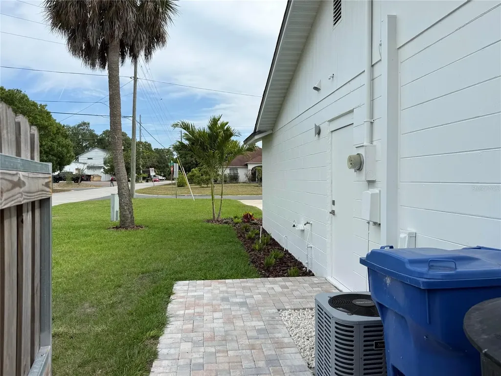 2401 16th Avenue N St Petersburg FL 33713