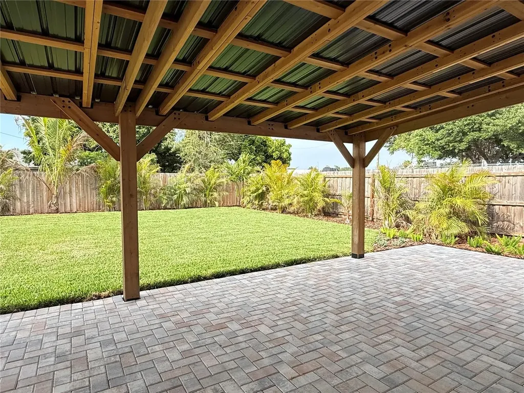 2401 16th Avenue N St Petersburg FL 33713
