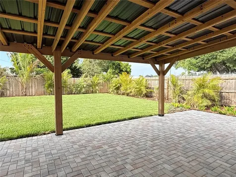 2401 16th Avenue N St Petersburg FL 33713