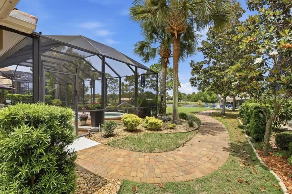 34 N Waterview Drive Palm Coast FL 32137