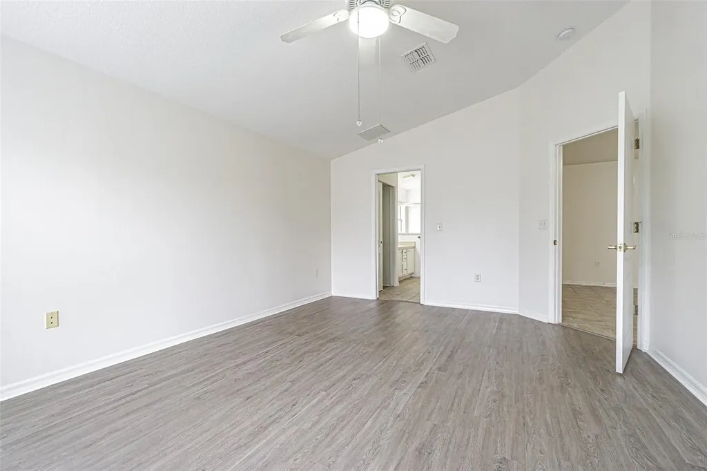 10245 Buncombe Way San Antonio FL 33576