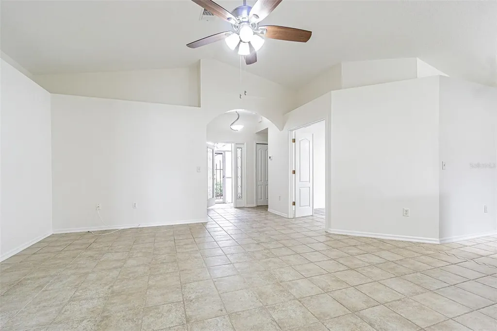 10245 Buncombe Way San Antonio FL 33576
