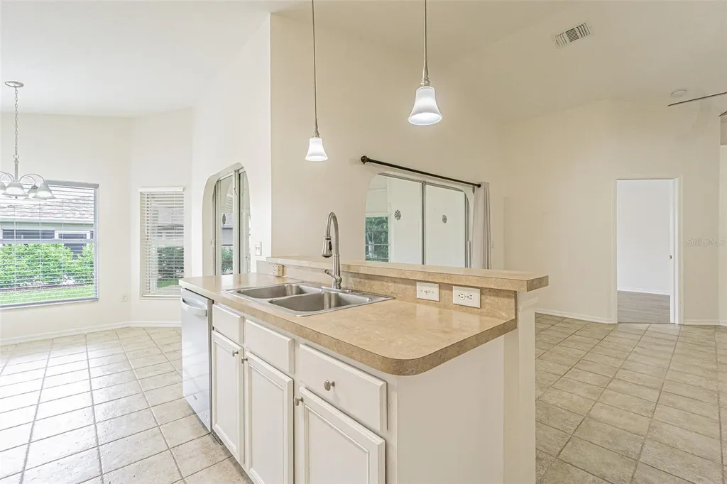 10245 Buncombe Way San Antonio FL 33576