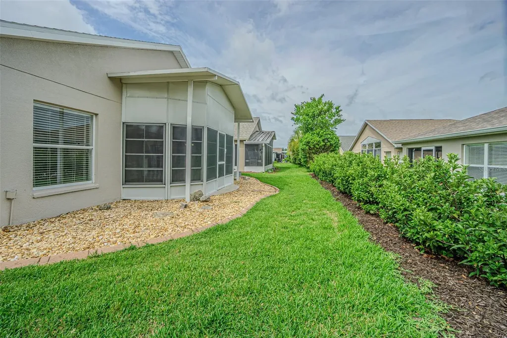 10245 Buncombe Way San Antonio FL 33576