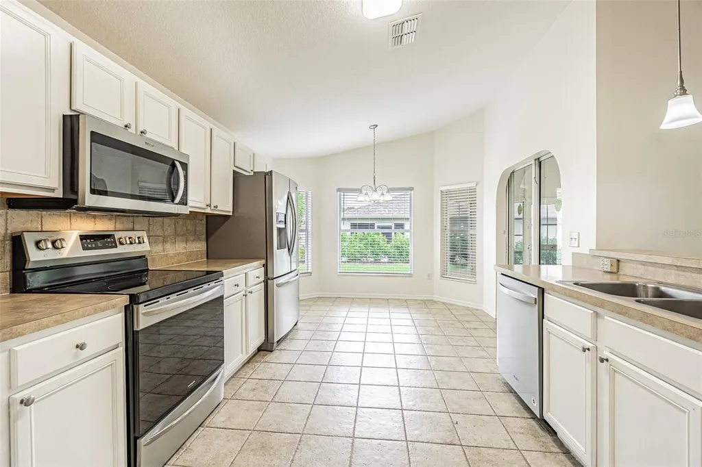 10245 Buncombe Way San Antonio FL 33576