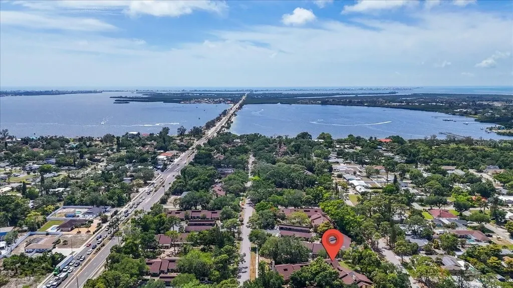 7522 4th Avenue W Bradenton FL 34209