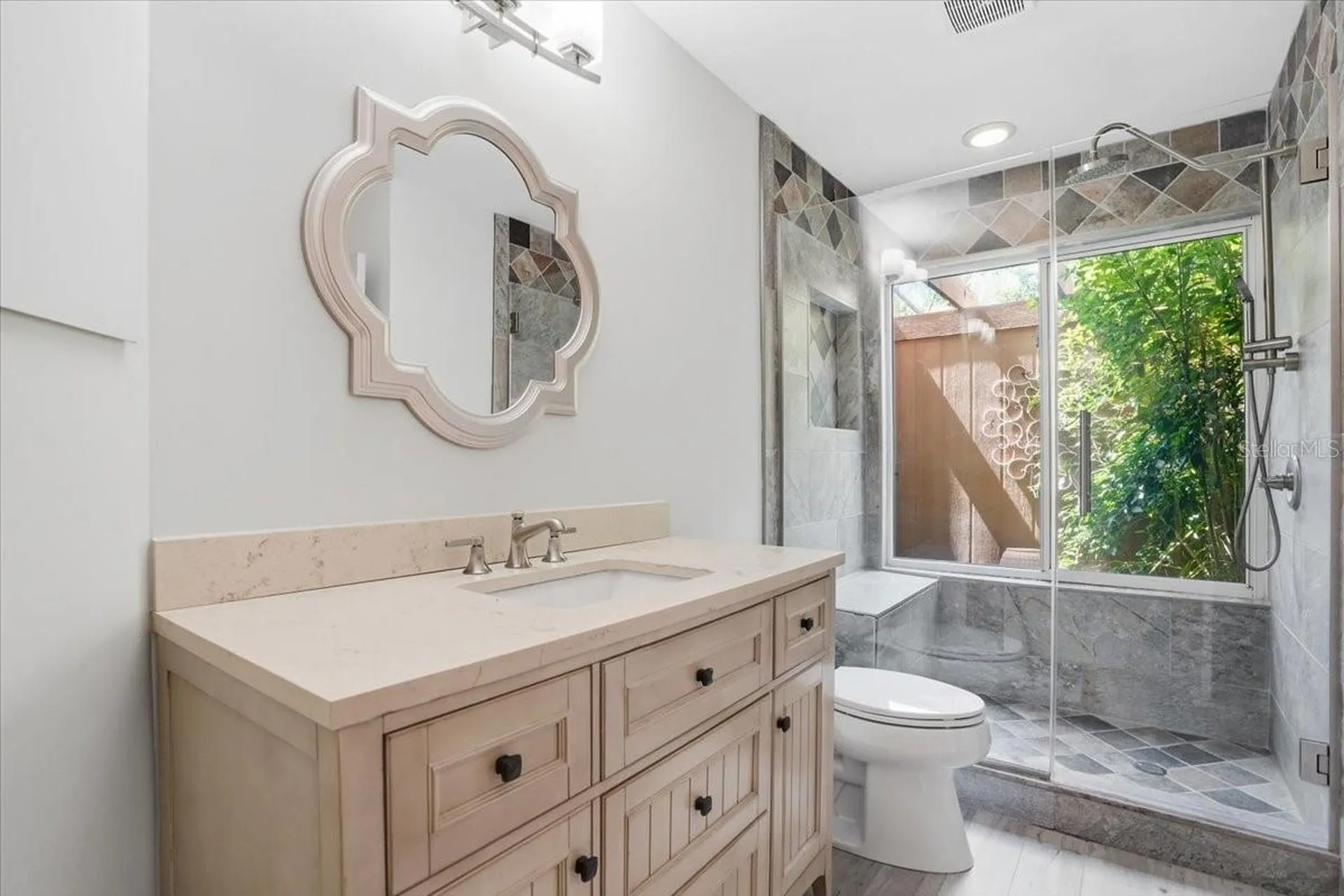 7522 4th Avenue W Bradenton FL 34209