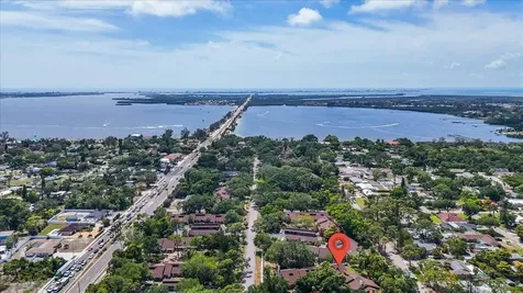 7522 4th Avenue W Bradenton FL 34209