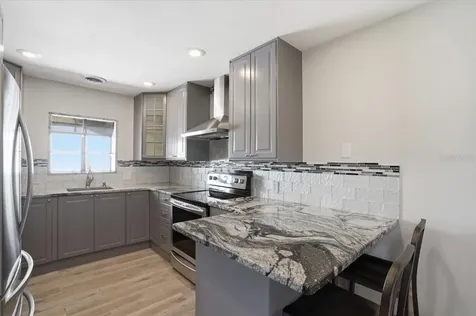 7522 4th Avenue W Bradenton FL 34209