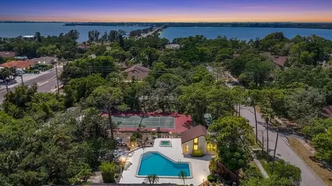 7522 4th Avenue W Bradenton FL 34209