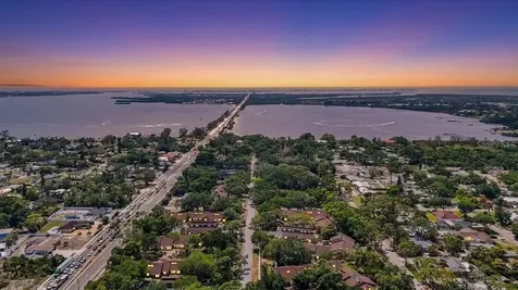 7522 4th Avenue W Bradenton FL 34209