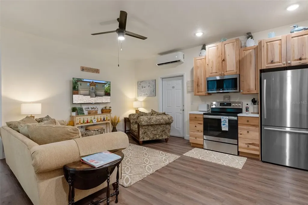 6762 E Richard Drive Weeki Wachee FL 34607