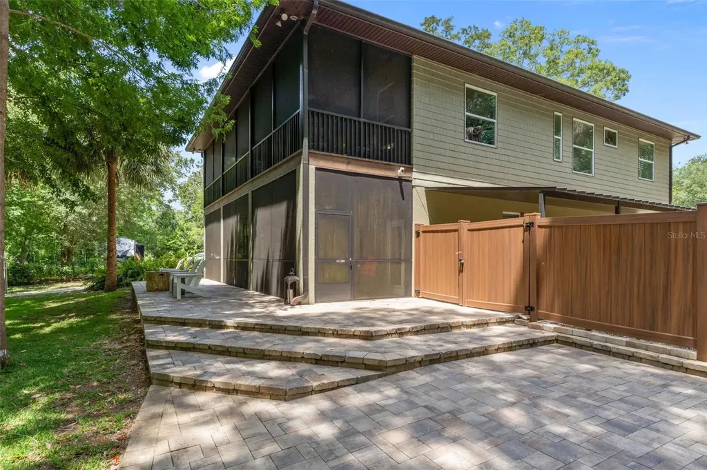 6762 E Richard Drive Weeki Wachee FL 34607