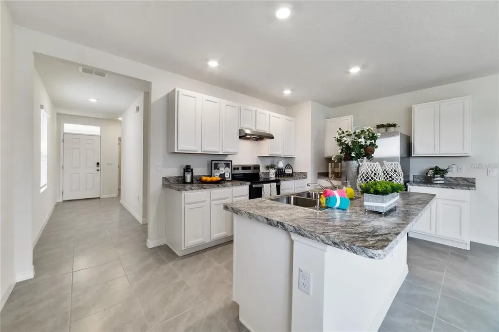 1548 Catbriar Way Davenport FL 33837