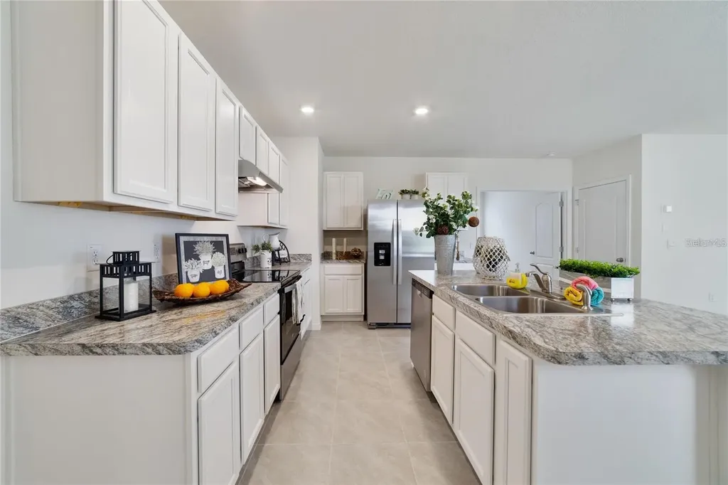 1548 Catbriar Way Davenport FL 33837