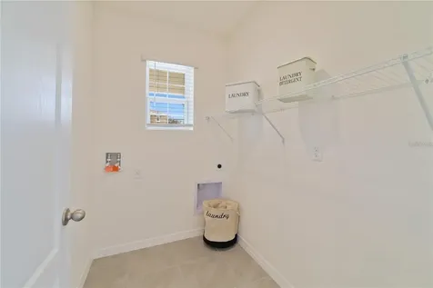 1548 Catbriar Way Davenport FL 33837