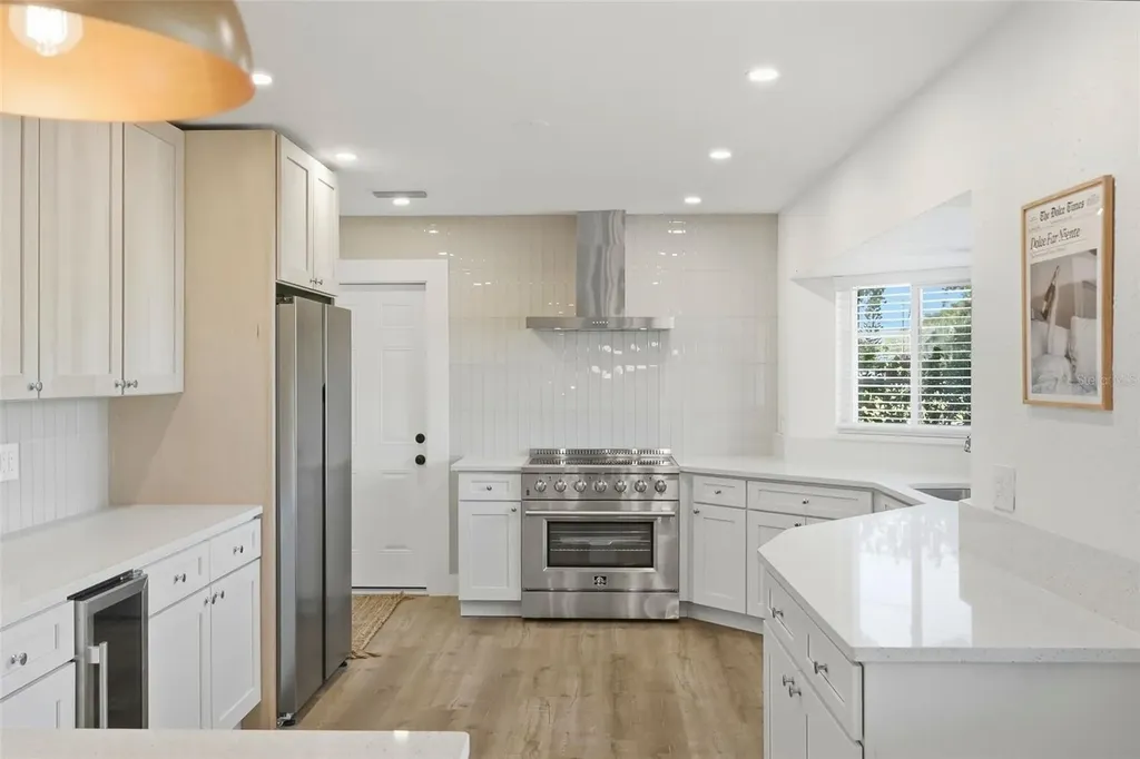 6801 Pinellas Point Drive S St Petersburg FL 33712