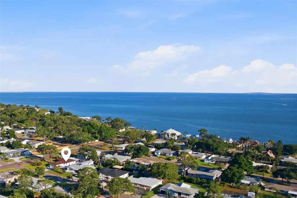 6801 Pinellas Point Drive S St Petersburg FL 33712