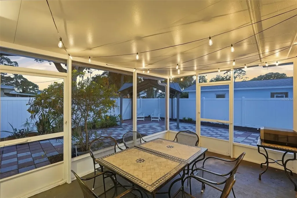 6801 Pinellas Point Drive S St Petersburg FL 33712