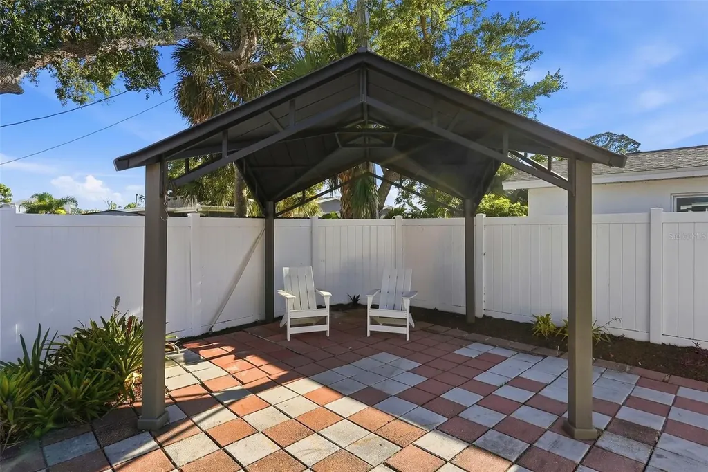 6801 Pinellas Point Drive S St Petersburg FL 33712