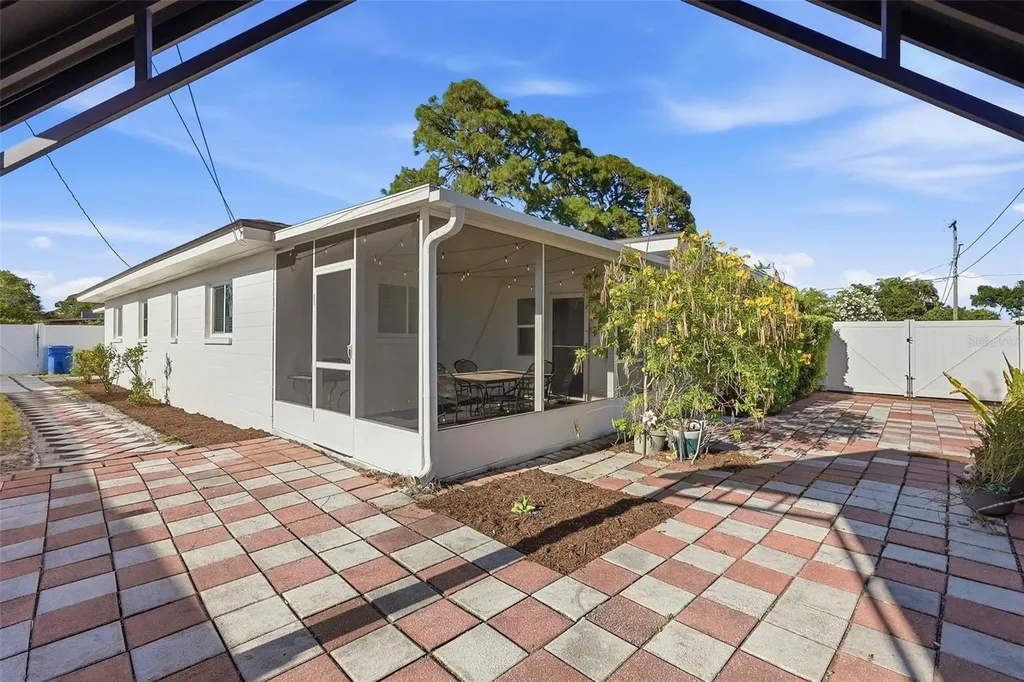6801 Pinellas Point Drive S St Petersburg FL 33712