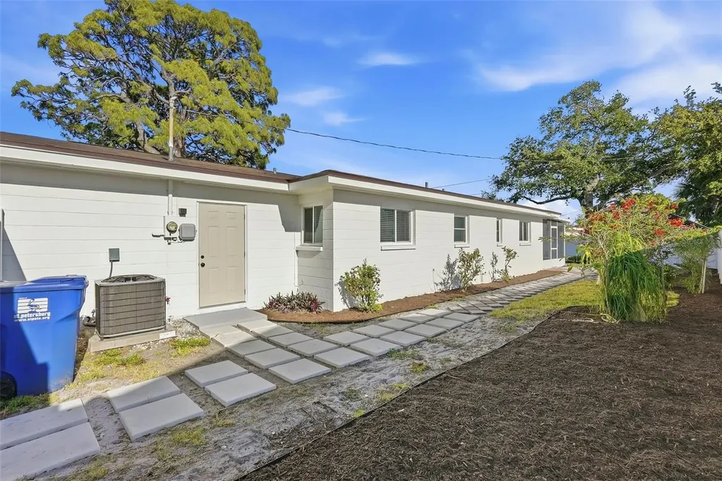 6801 Pinellas Point Drive S St Petersburg FL 33712