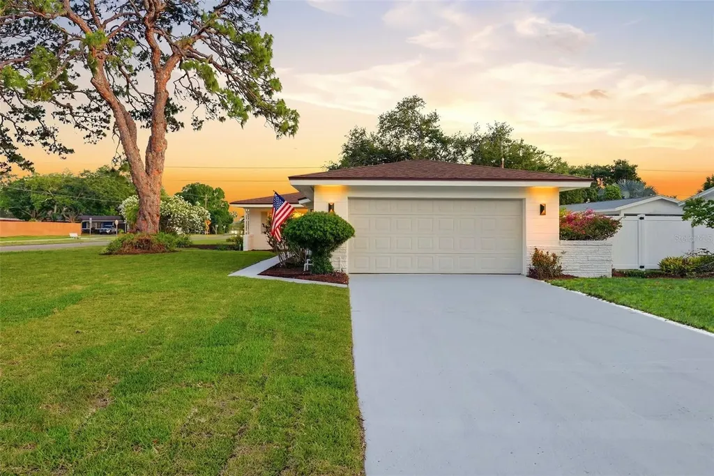 6801 Pinellas Point Drive S St Petersburg FL 33712