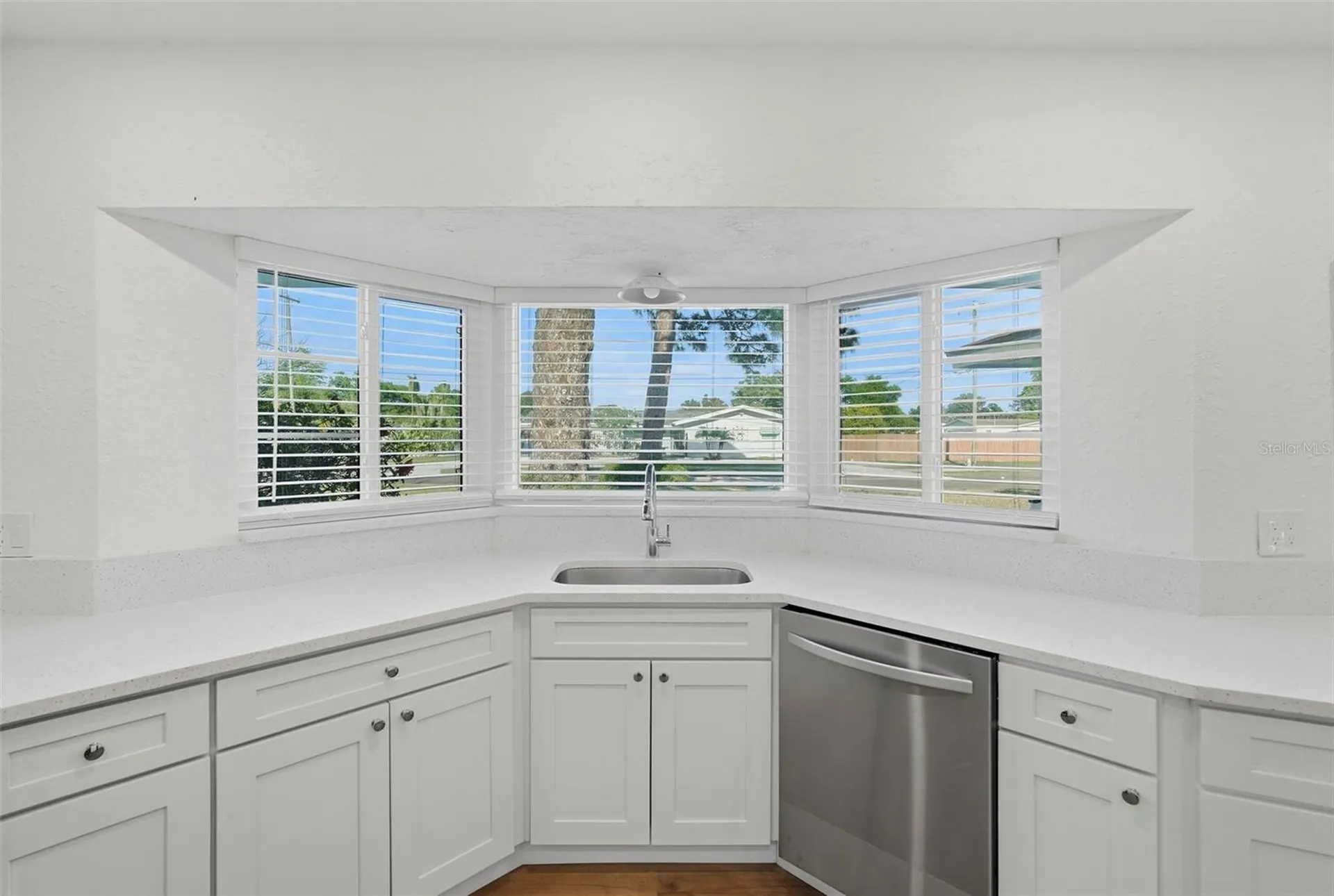 6801 Pinellas Point Drive S St Petersburg FL 33712